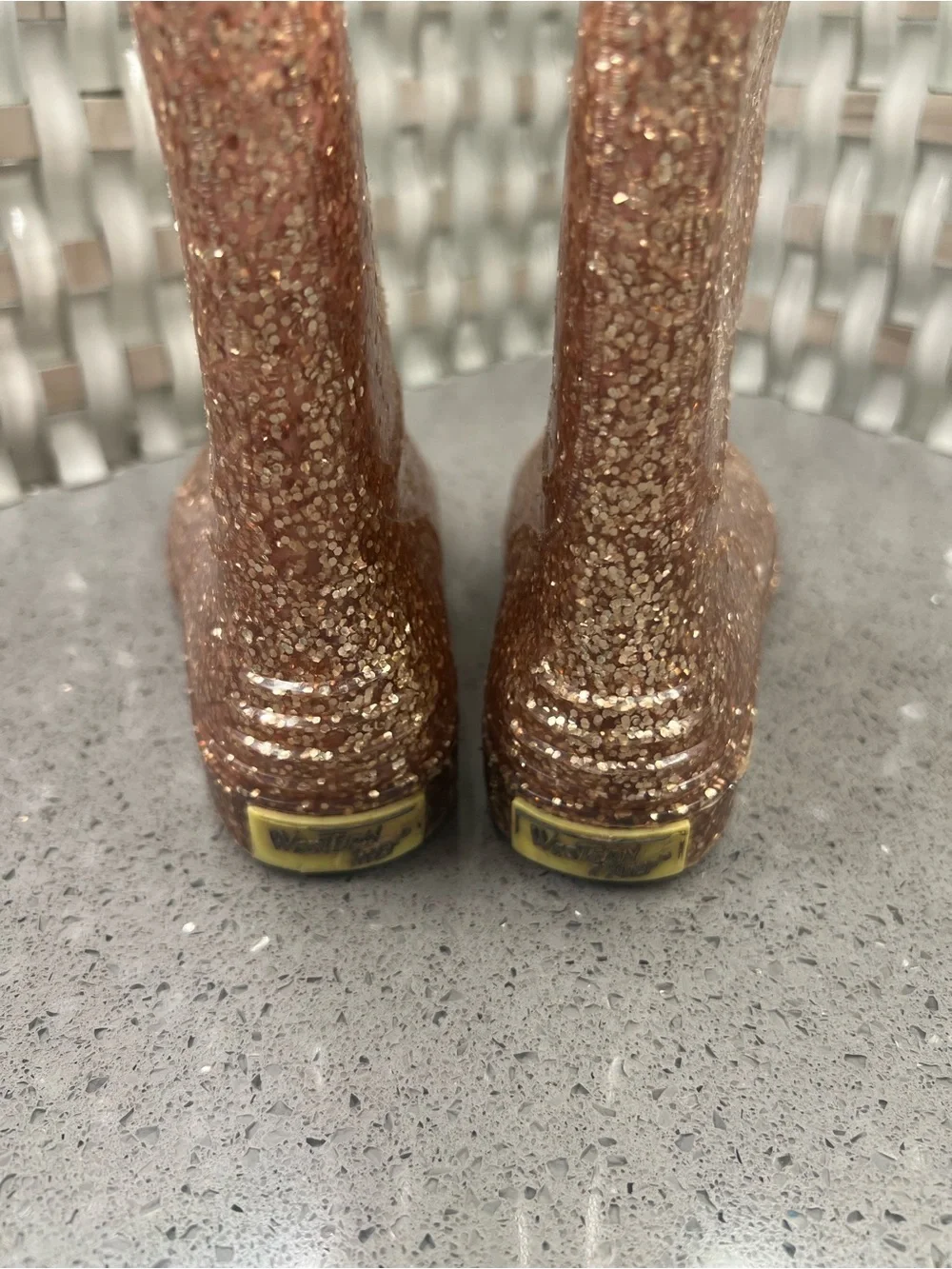 Western Chief sparkling rose